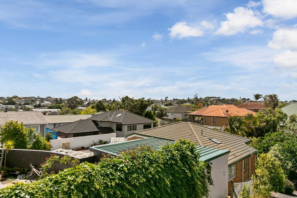 35 Baird Street, Howick, Auckland - Carousel 26