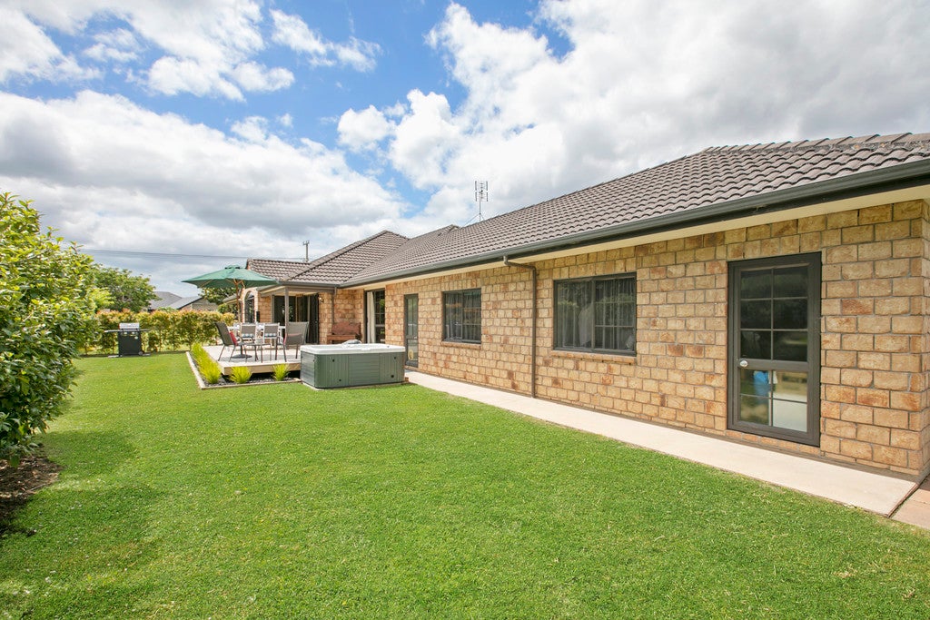 31 MONUMENT ROAD, Clevedon, Auckland - Carousel 26