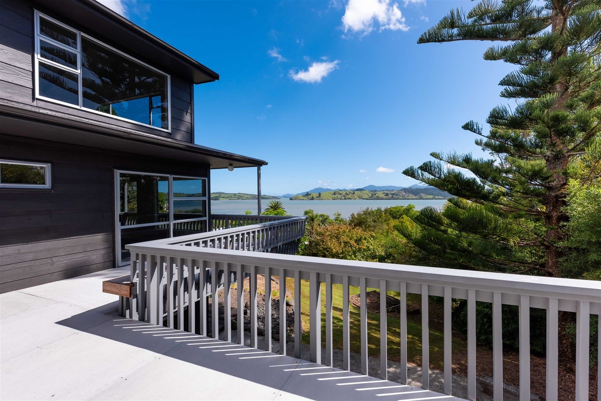 49 Parnell Street, Rawene, Kaikohe - Carousel 1