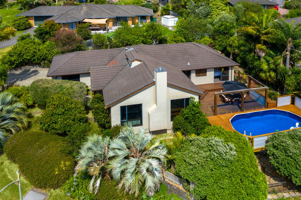 2 Te Wharau Drive, Greenhithe, Auckland - Carousel 2