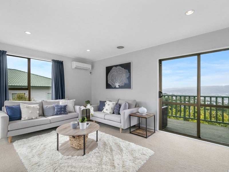 31 Wisteria Grove, Maungaraki, Lower Hutt - Carousel 2