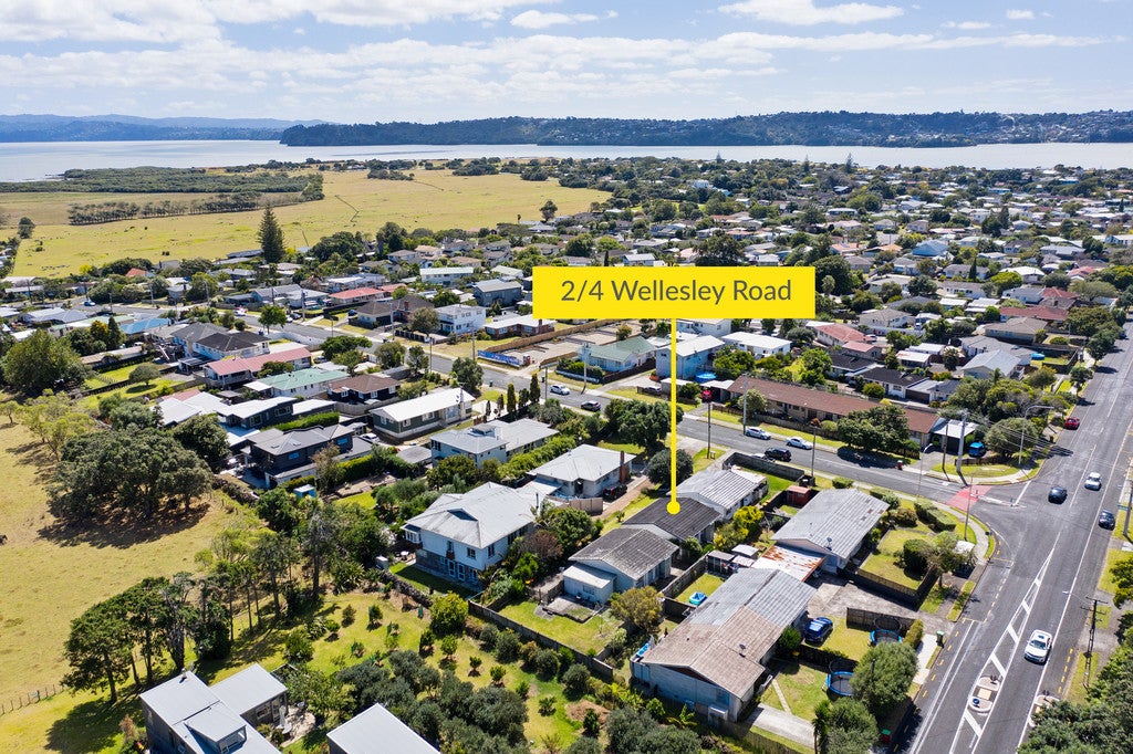 2/4 Wellesley Road, Mangere Bridge, Auckland - Carousel 1