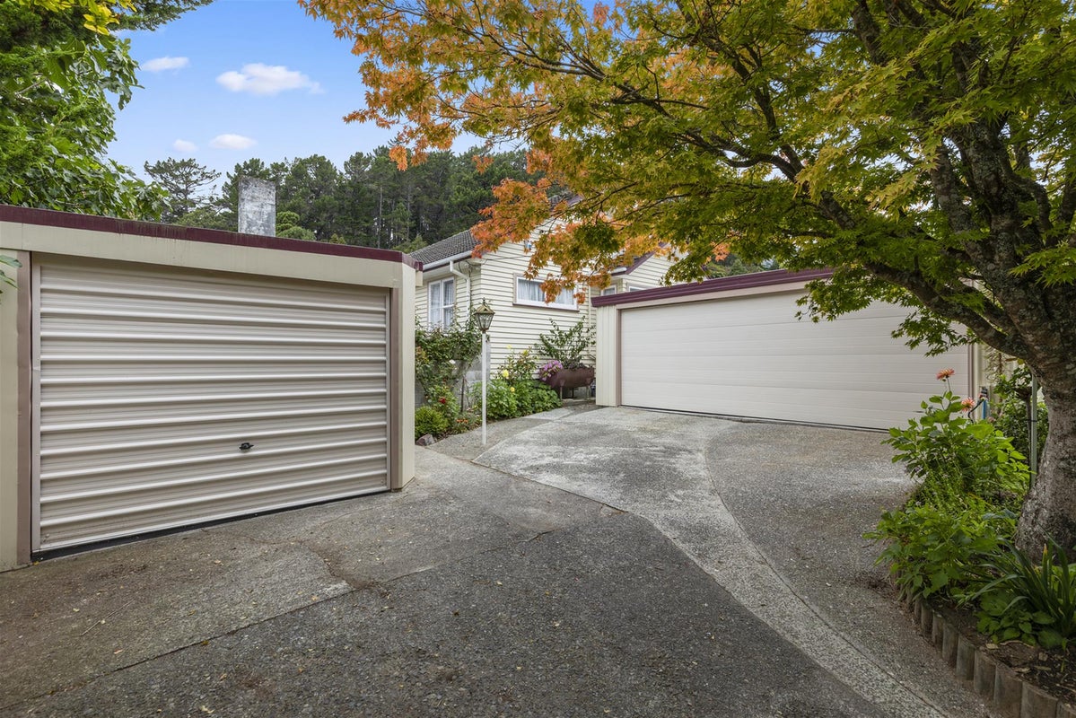 461 Stokes Valley Road, Stokes Valley, Lower Hutt - Carousel 2