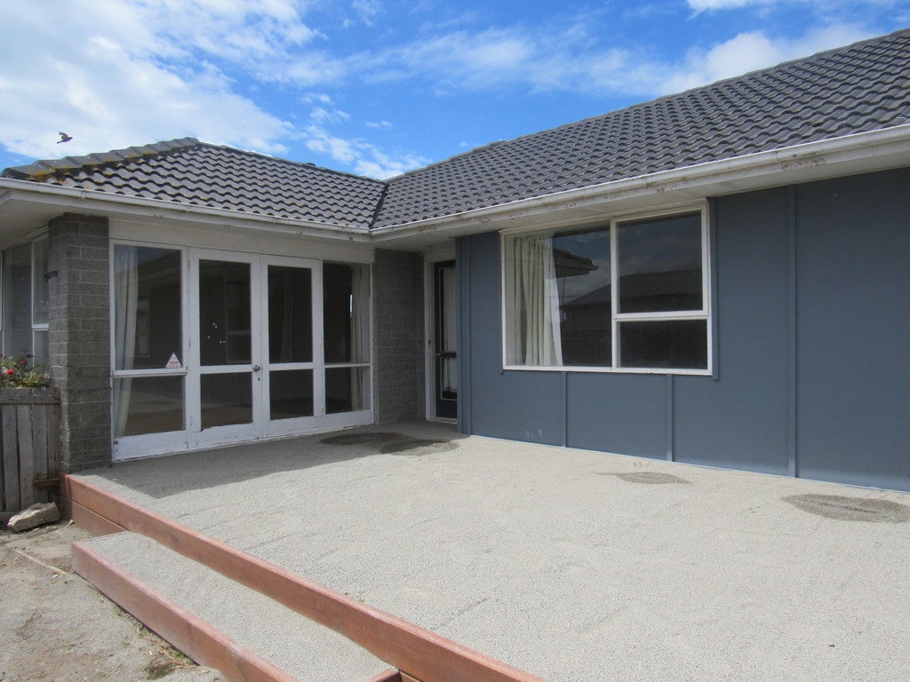 4 Guernsey Street, Aranui, Christchurch - Carousel 1