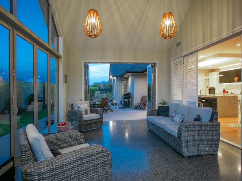 19D Shadbolt Drive, Leamington, Cambridge - Carousel 2