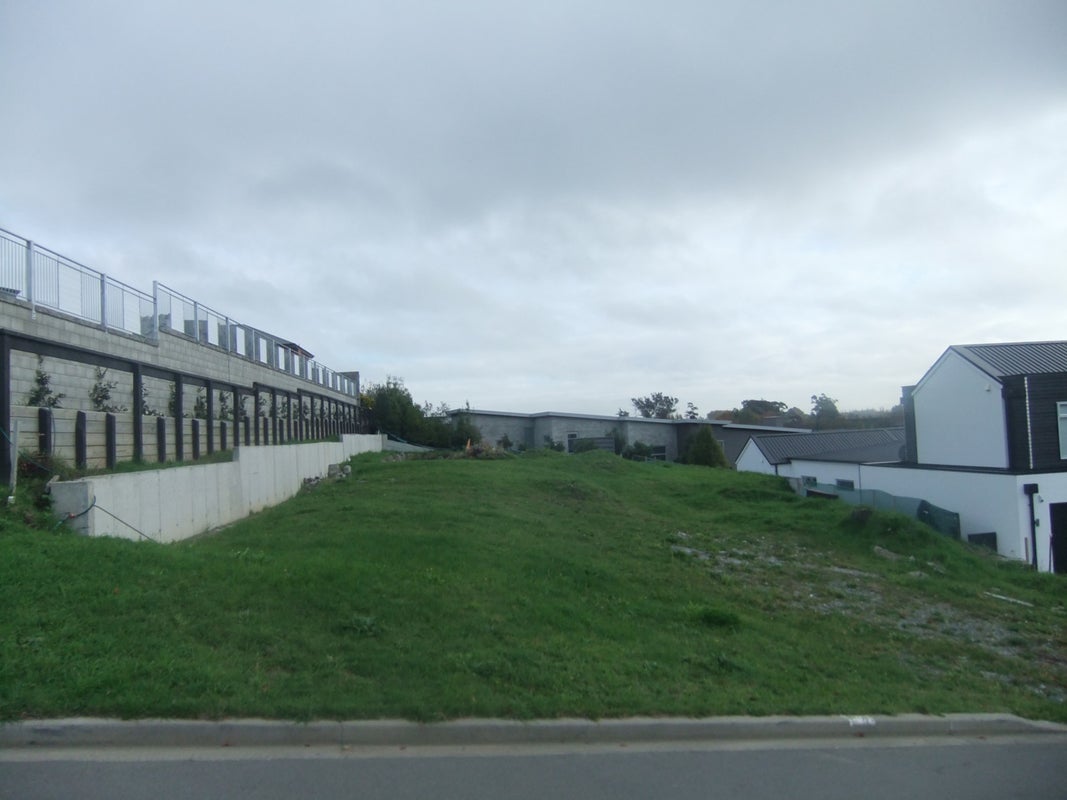 4 Rushden Rise, Westmorland, Christchurch - Carousel 1