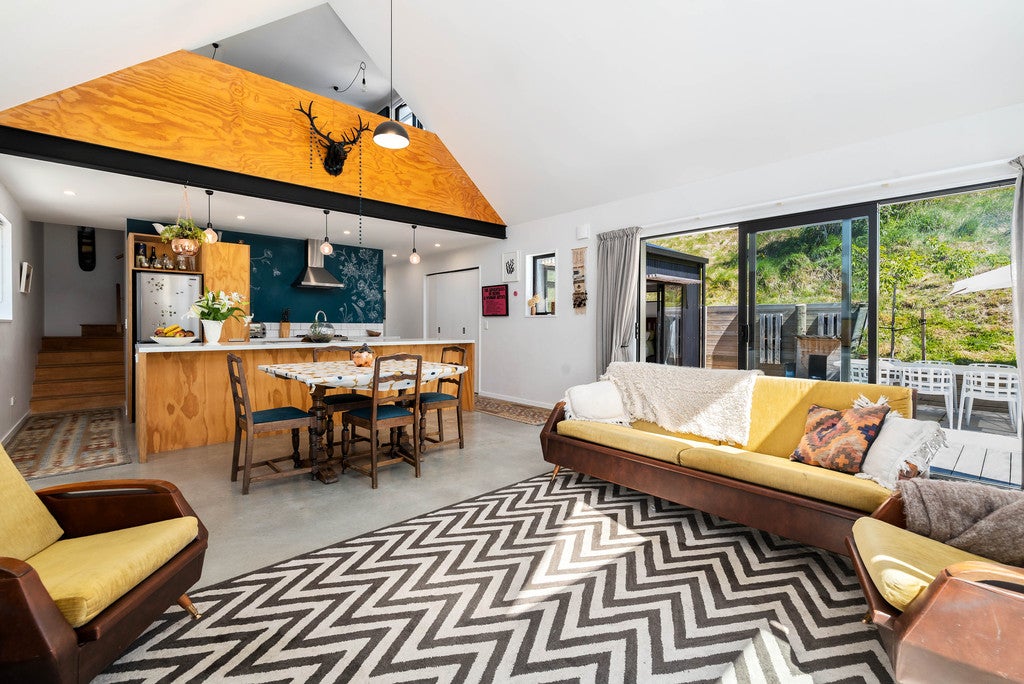 49 Howards Drive, Lake Hayes, Queenstown - Carousel 2