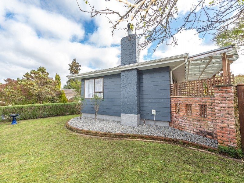 45 Savage Crescent, Aramoho, Whanganui - Carousel 2