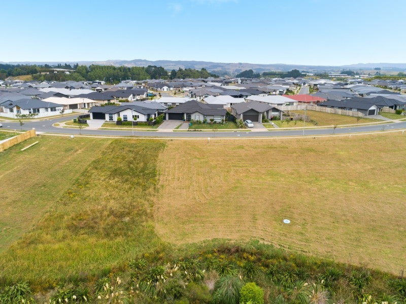 171 Penetaka Heights, Pyes Pa, Tauranga - Carousel 2