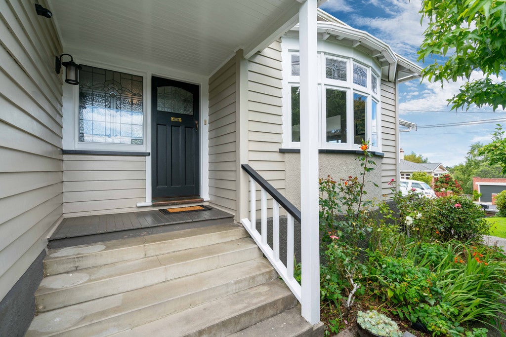 11 Farquharson Street, Opoho, Dunedin - Carousel 2