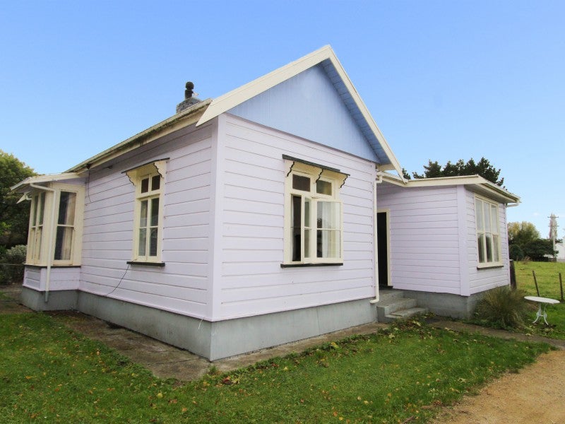 81384 State Highway 2, Mangatainoka, Pahiatua - Carousel 1