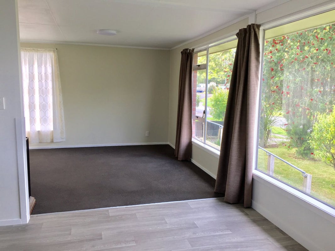 5 Amethyst Place, Chartwell, Hamilton - Carousel 2