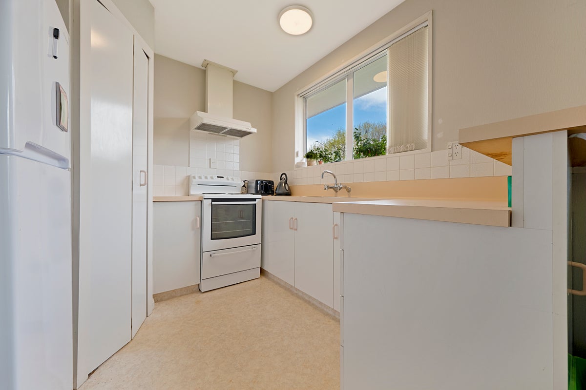 1/98 Buchanans Road, Hei Hei, Christchurch - Carousel 2