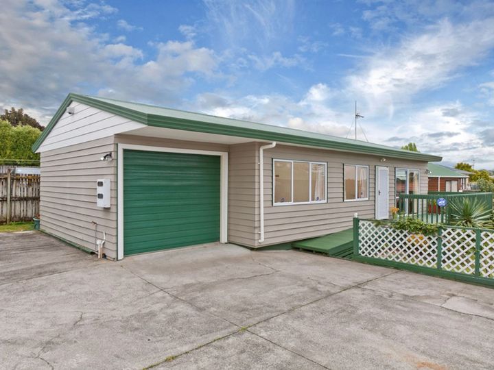 127 Astley Avenue, New Lynn, Auckland - Carousel 1