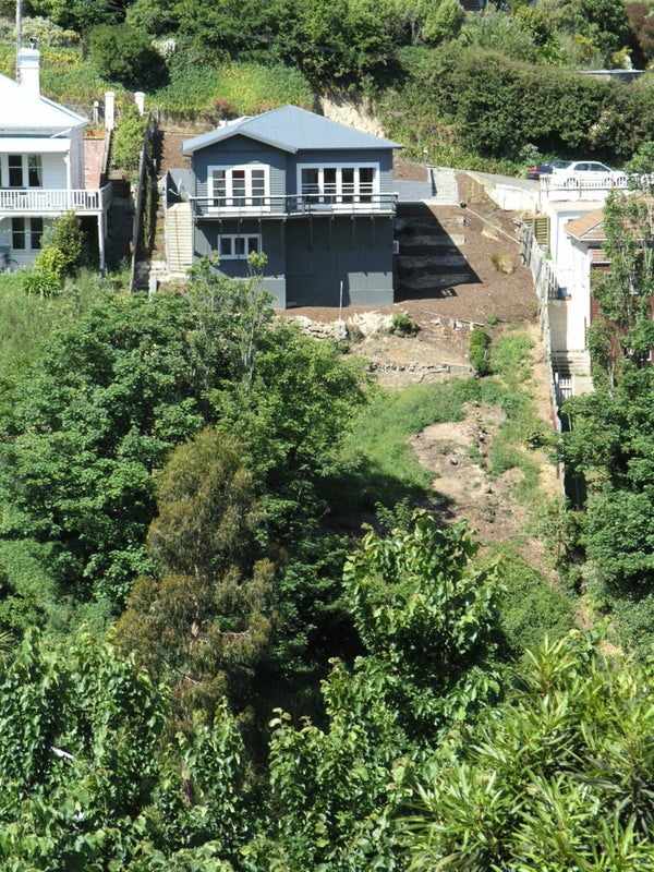 11 Selwyn Road, Lyttelton, Lyttelton - Carousel 19