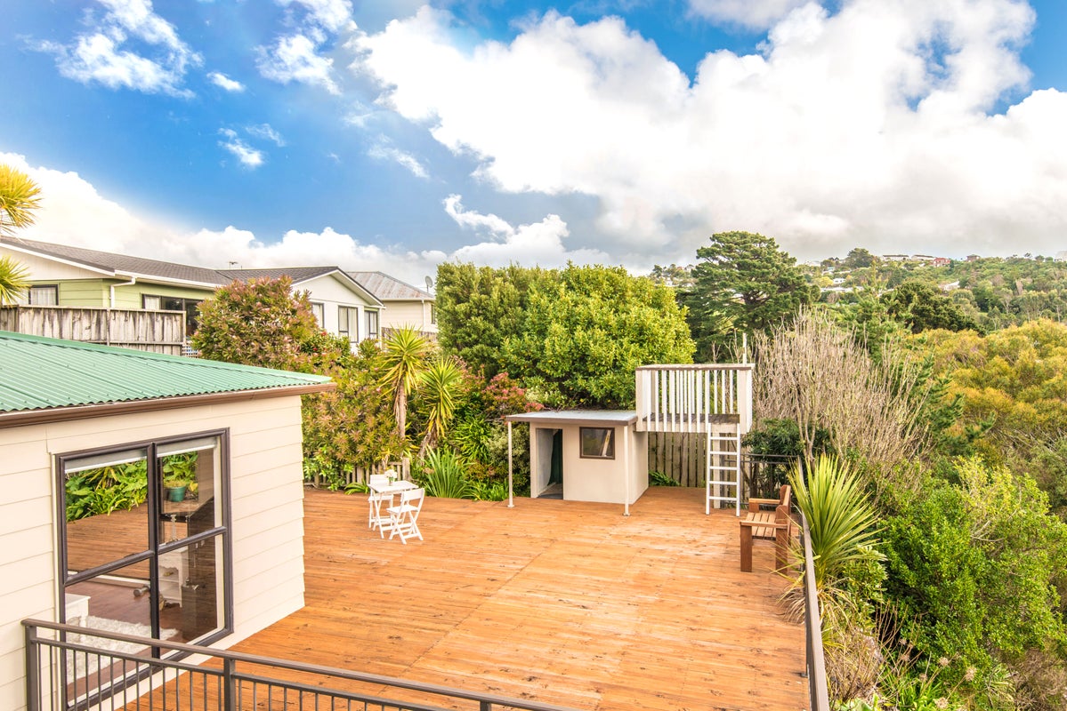 29 Wingfield Place, Churton Park, Wellington - Carousel 1