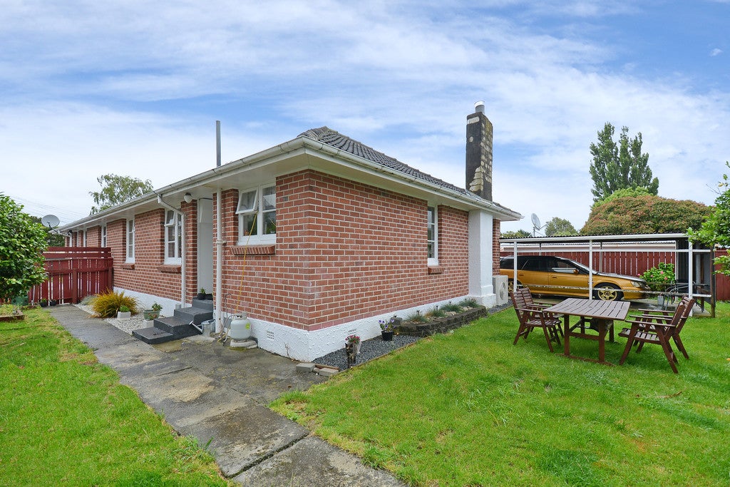 68B Hikurangi Street, Trentham, Upper Hutt - Carousel 1
