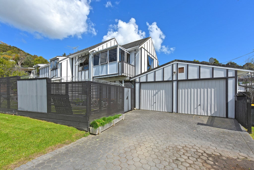 10 Oak Avenue, Paremata, Porirua - Carousel 13