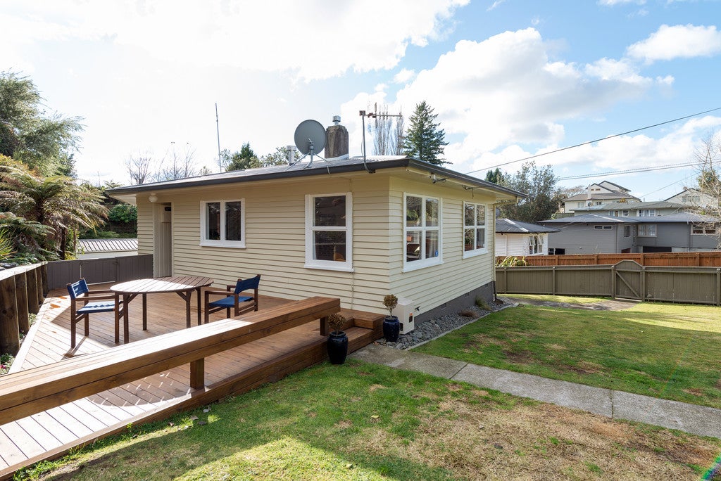 21 Selwyn Road, Lynmore, Rotorua - Carousel 20