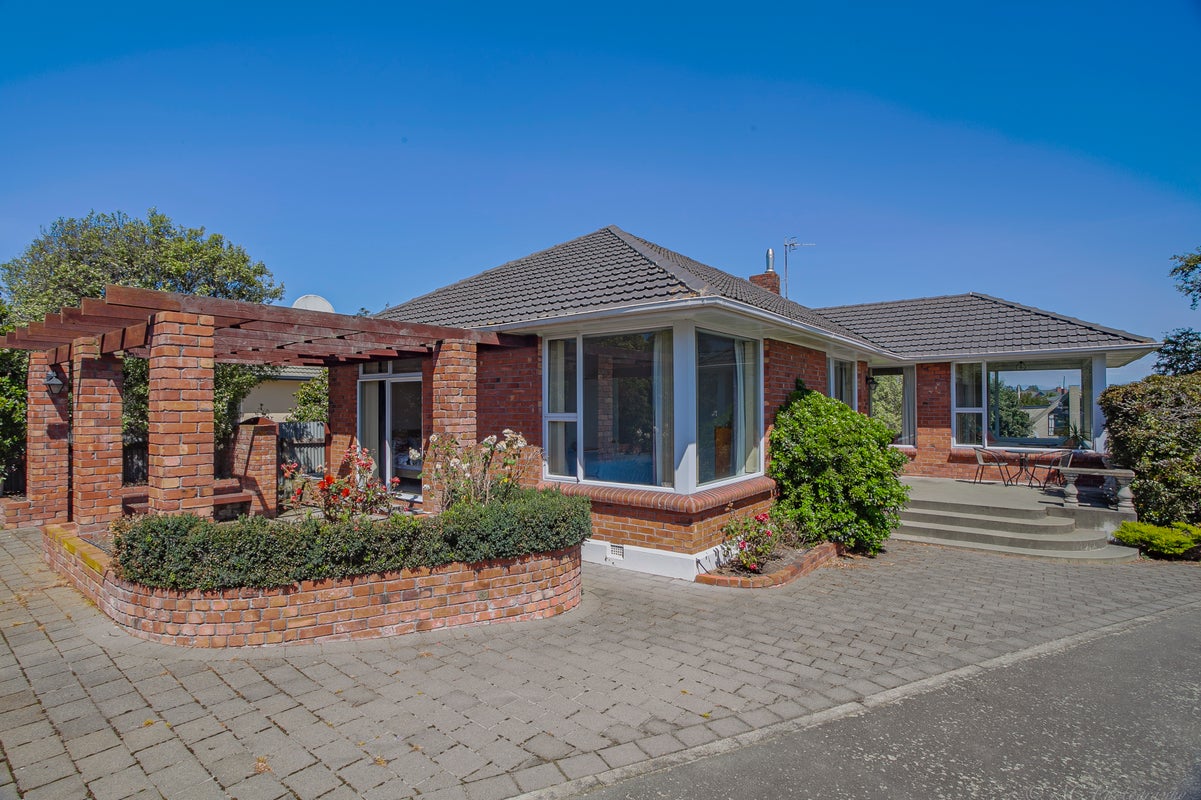 37 Hill View Crescent, Highfield, Timaru - Carousel 1