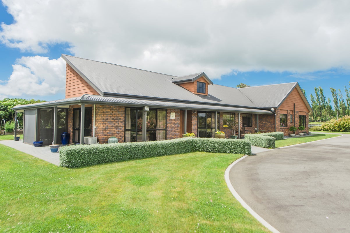 390A State Highway 3, Westmere, Whanganui - Carousel 2