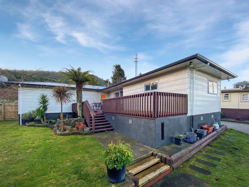 372 Clayton Road, Pukehangi, Rotorua - Carousel 1