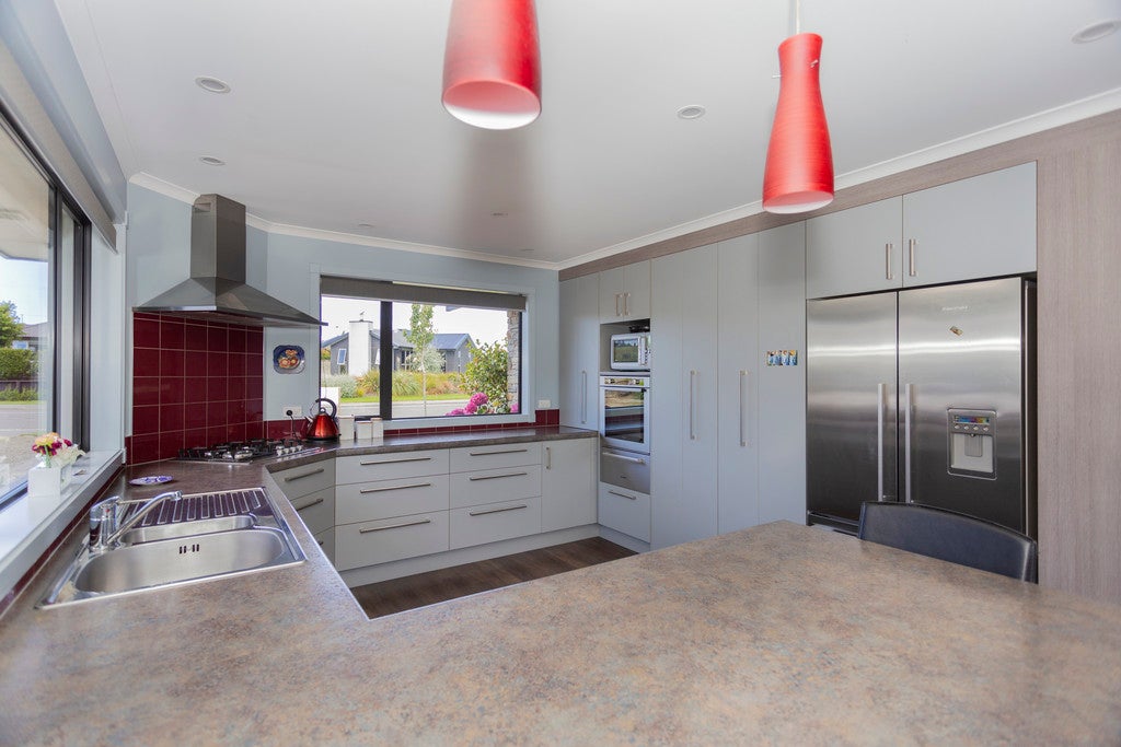18 Blue Stone Drive, WAIAREKA Junction, Oamaru - Carousel 2