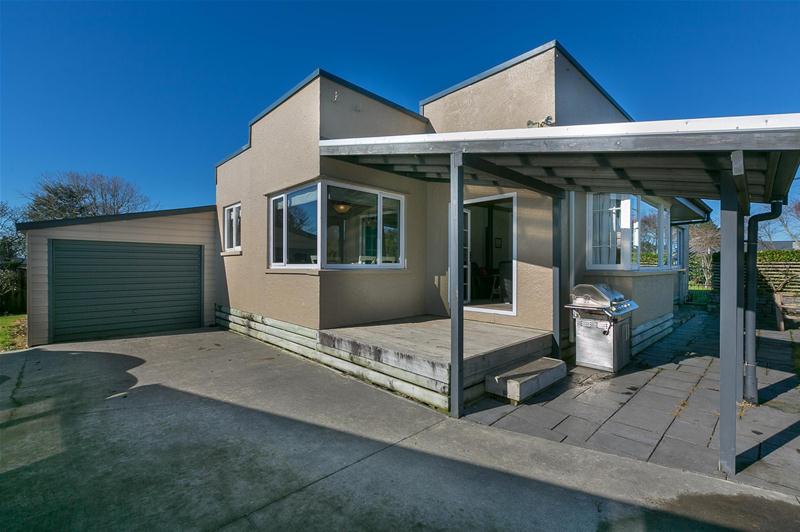 521 Manutahi Road, Lepperton, New Plymouth - Carousel 2