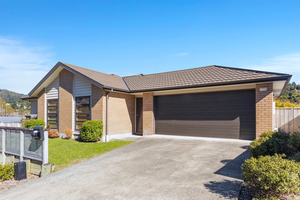3 Speldhurst Grove, Stokes Valley, Lower Hutt - Carousel 16