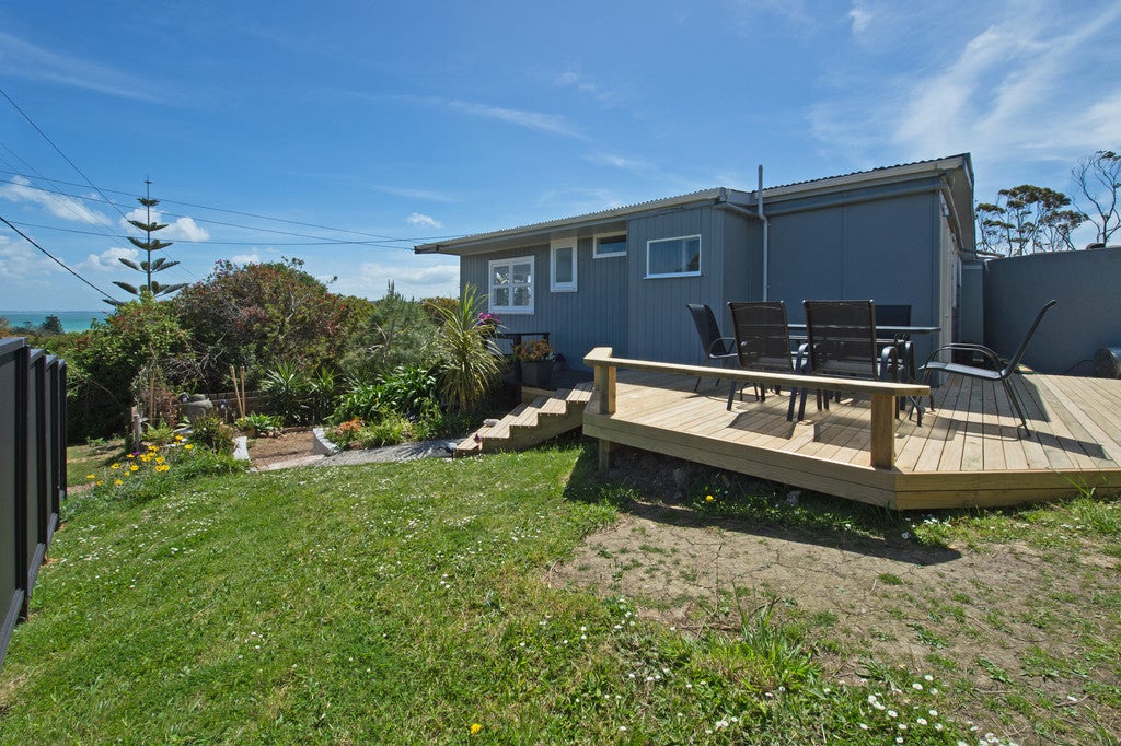 53 Ocean Road, Surfdale, Waiheke Island - Carousel 12