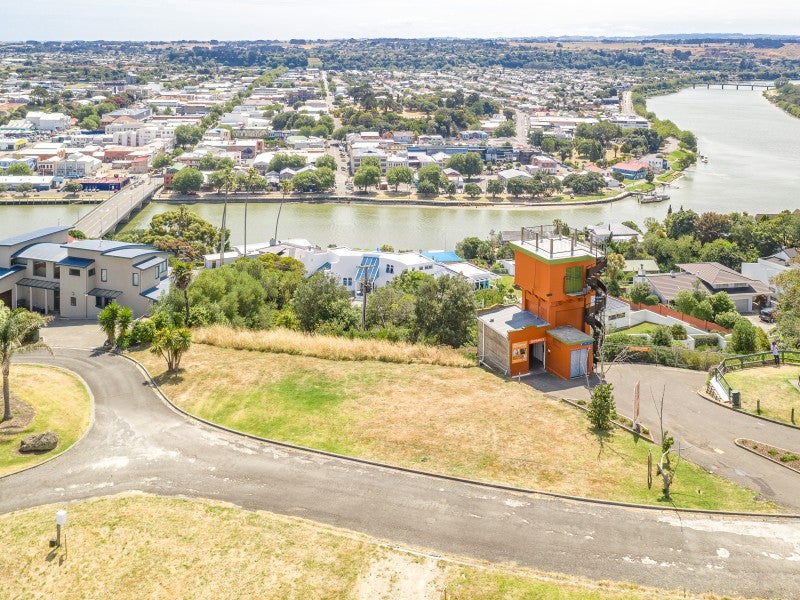 3 Blyth Street, Durie Hill, Whanganui - Carousel 1