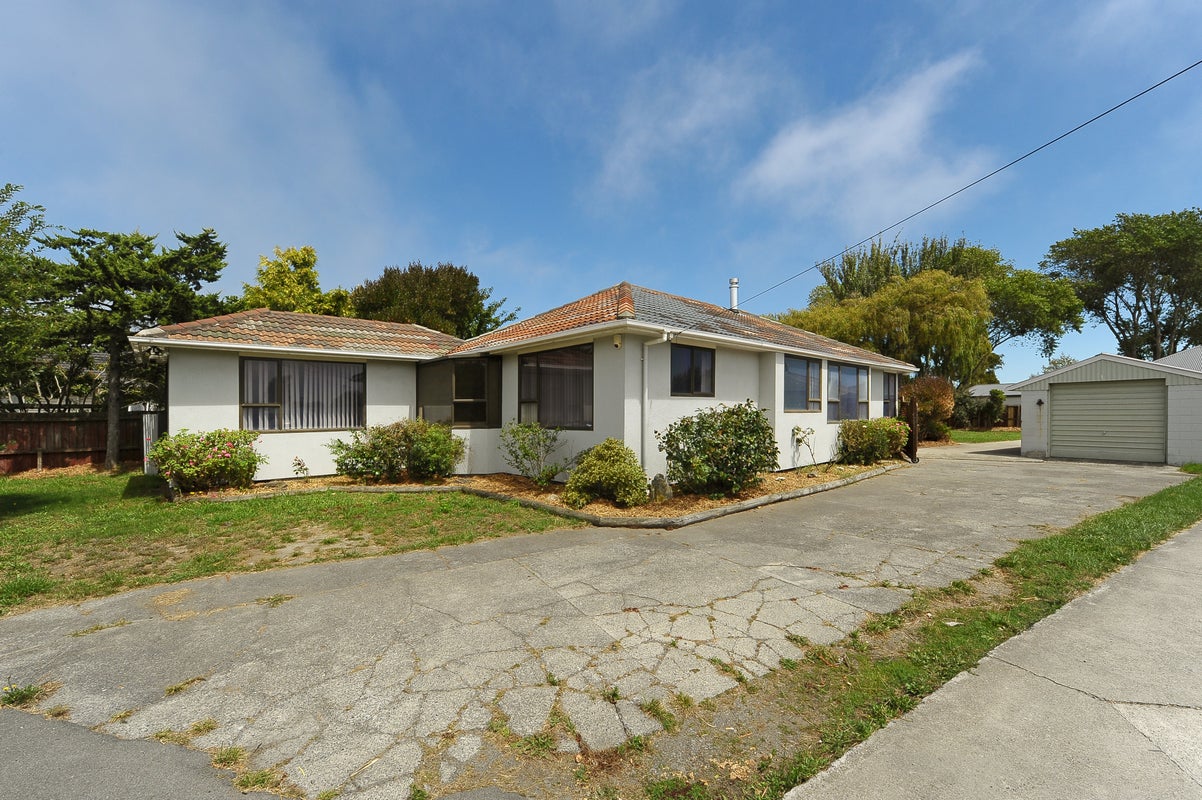 100 Ascot Avenue, North New Brighton, Christchurch - Carousel 1