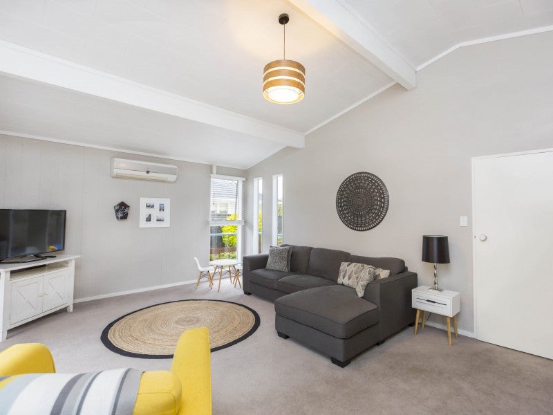 105 California Drive, Totara Park, Upper Hutt - Carousel 22