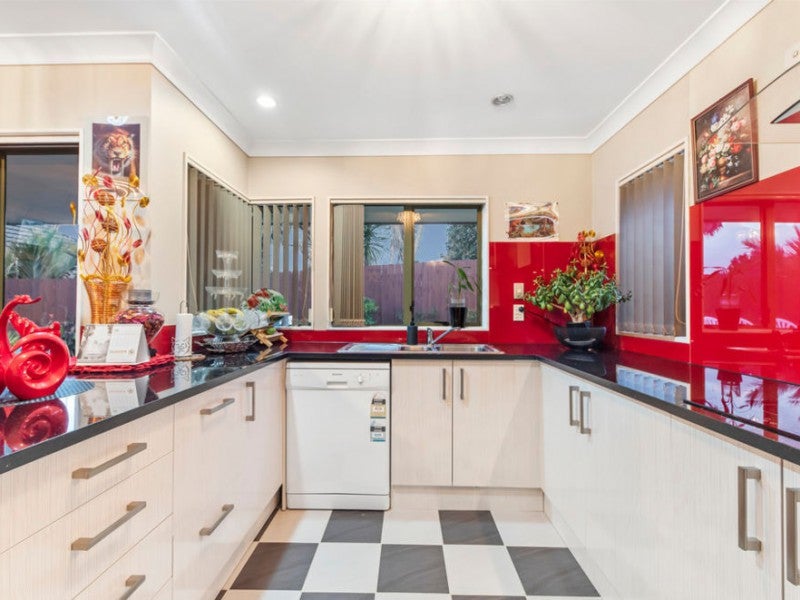 2/27 Wai Iti Place, Clendon Park, Auckland - Carousel 2