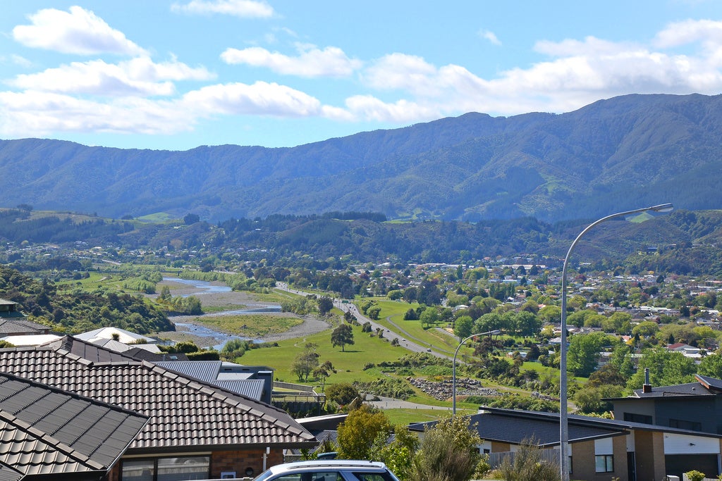 30 Cosgrove Rise, Riverstone Terraces, Upper Hutt - Carousel 2