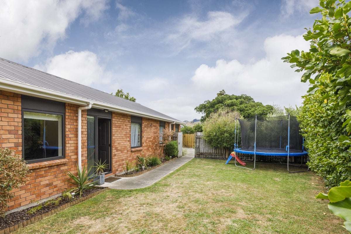 52 Lincoln Street, Ashhurst, Ashhurst - Carousel 2