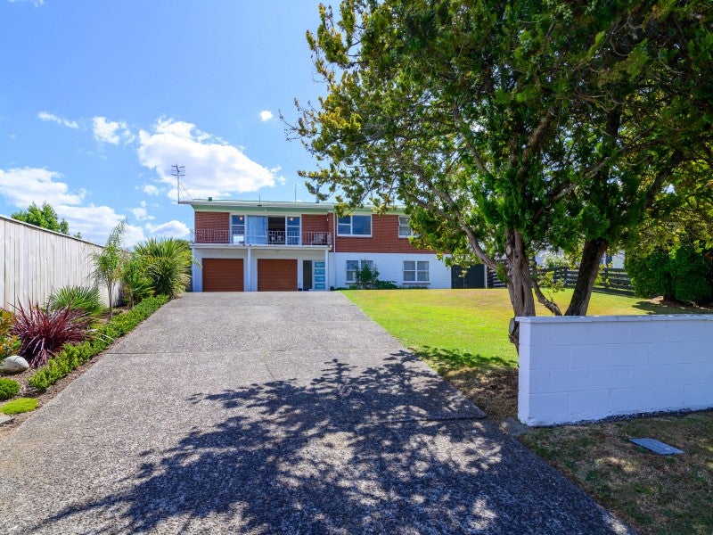 34 Joanne Crescent, Pukehangi, Rotorua - Carousel 1