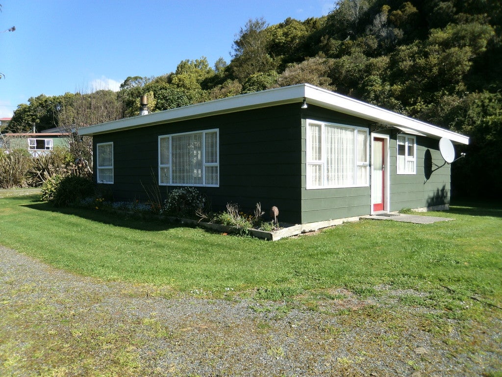 12 Wratten Road, Owaka - Carousel 17