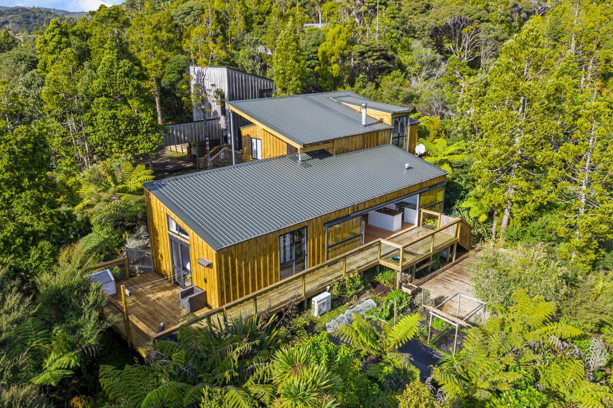 113 Lone Kauri Road, Karekare, Auckland - Carousel 2