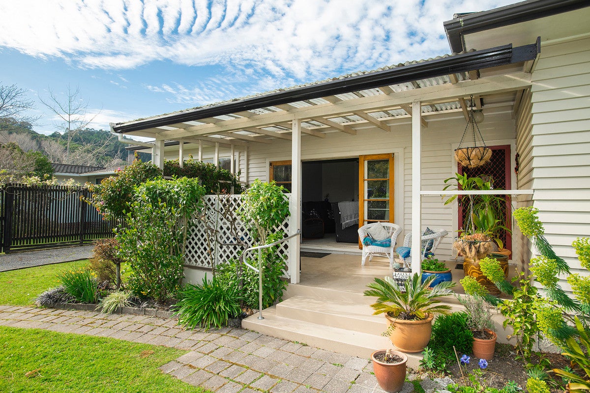 17 Kingsley Street, Whataupoko, Gisborne - Carousel 2