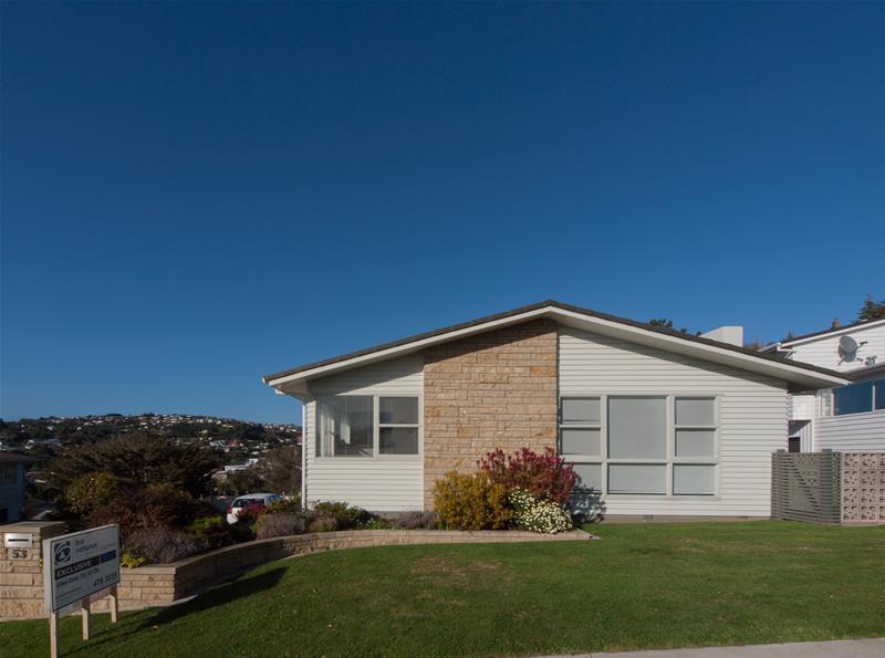 53 Churton Drive, Churton Park, Wellington - Carousel 2