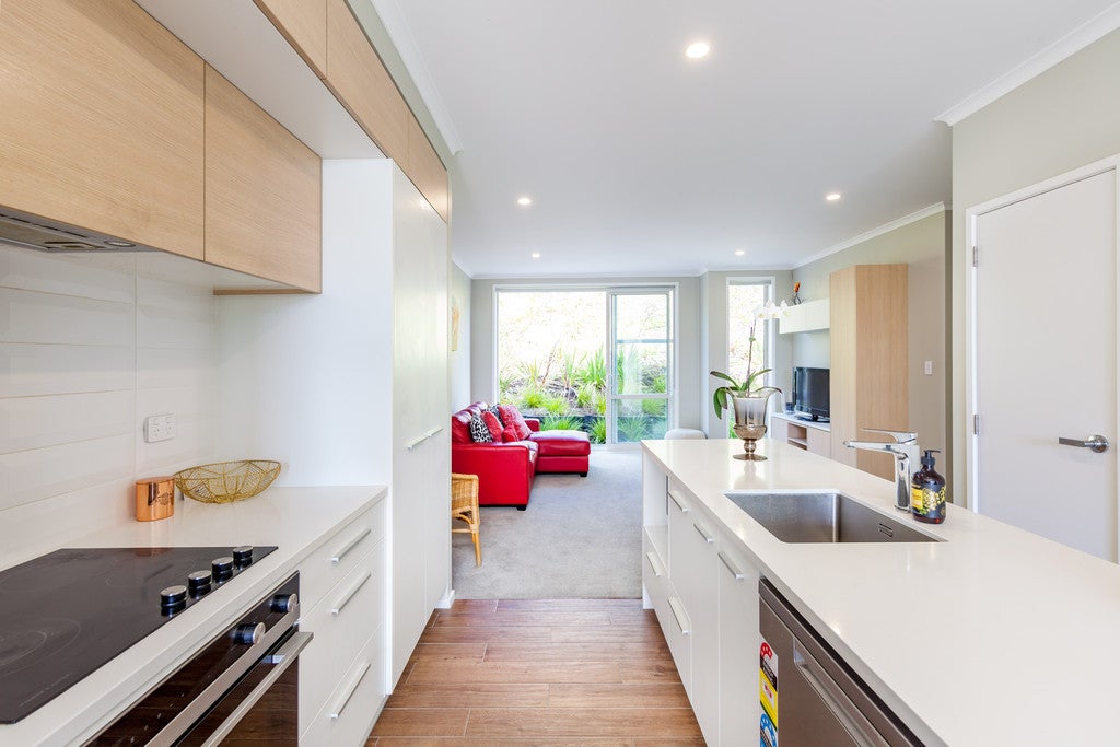 41 Sanremo Lane, Stanmore Bay, Whangaparaoa - Carousel 1