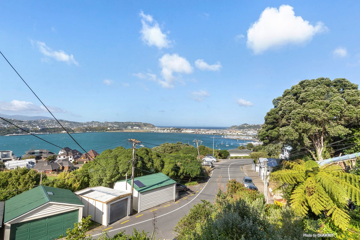 37 Kainui Road, Hataitai, Wellington - Carousel 2