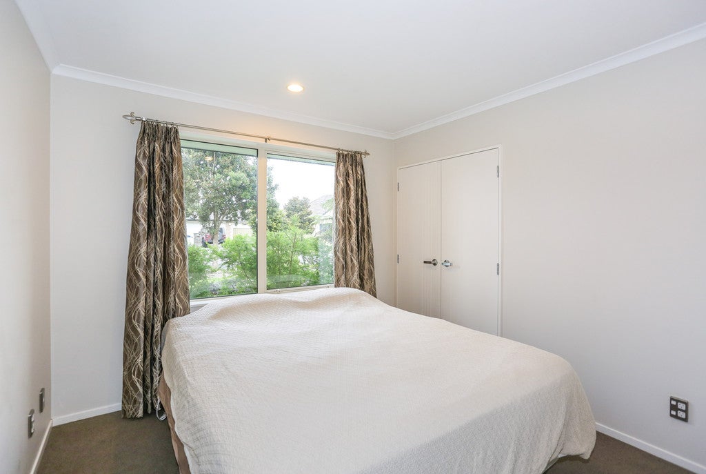 28 Erceg Way, Rosehill, Papakura - Carousel 26