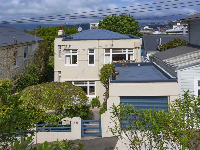 19 Grant Road, Thorndon, Wellington - Carousel 13