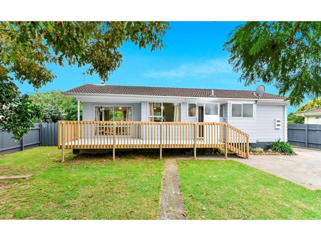 12 Bedlington Avenue, Manurewa, Auckland - Carousel 1