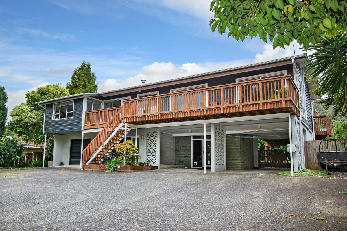 350 Western Hills Drive, Avenues, Whangarei - Carousel 1