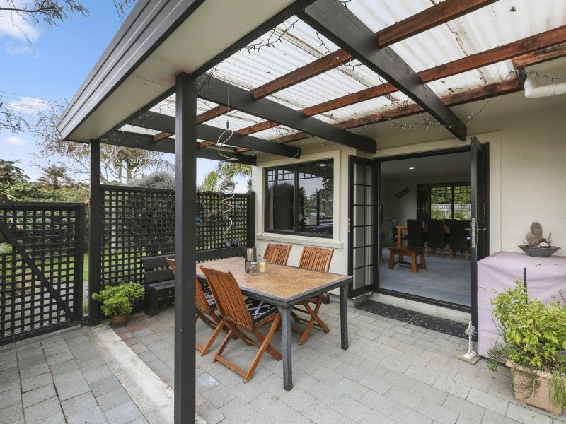 364 Mangorei Road, Merrilands, New Plymouth - Carousel 15