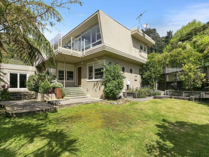 9 Wyndrum Avenue, Waterloo, Lower Hutt - Carousel 1