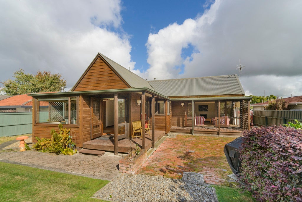 14 Moyne Avenue, Milson, Palmerston North - Carousel 20